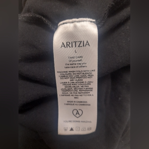 Aritzia - Womens Shirt - "With Love" Print - Large - Black - Picture 7 of 8